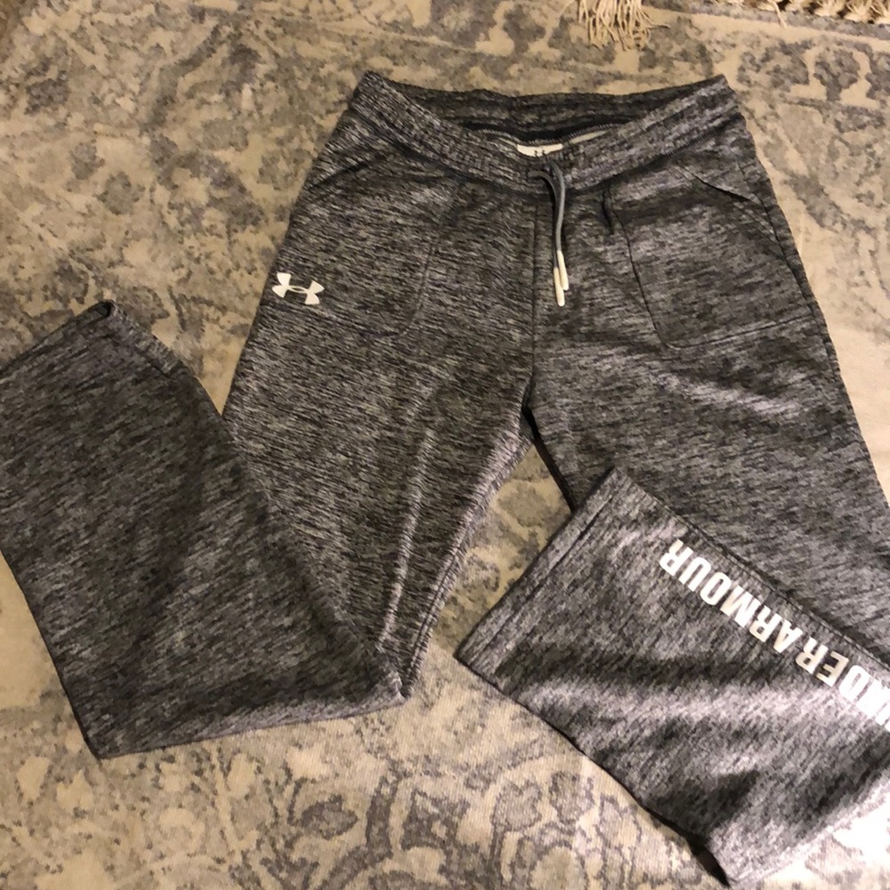 YL sweatpants